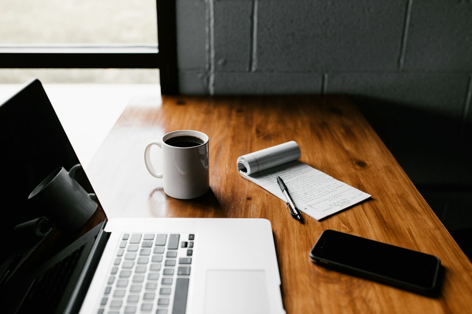How to Optimise Your LinkedIn Profile to Get Noticed by Recruiters in 2026